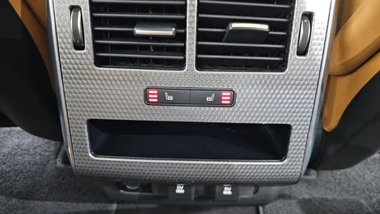 Land Rover 2 P360 HSE 2020 18