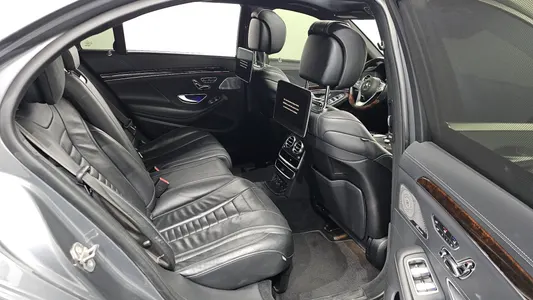 Mercedes-Benz S-Class W222 S560L 2018 12