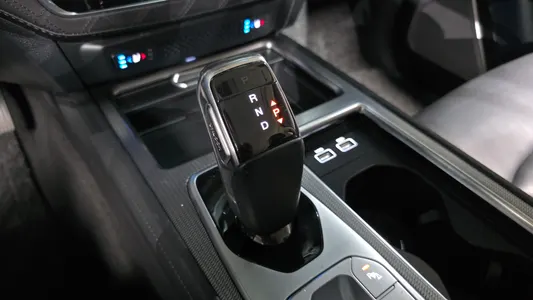 KG Mobility 렉스턴 2.2 4WD 2021 9