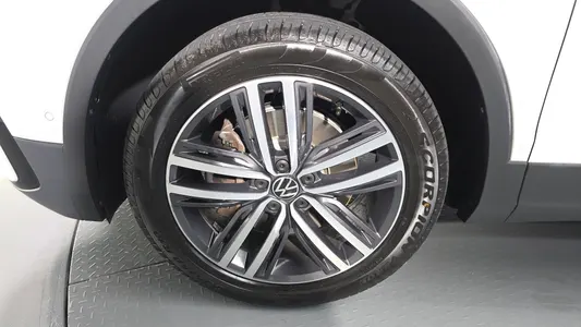 Volkswagen 티구안 올스페이스 2.0 TSI 2023 4