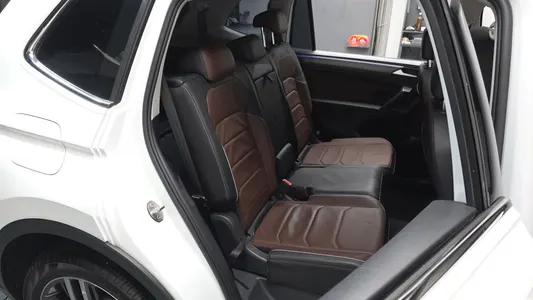 Volkswagen 티구안 올스페이스 2.0 TSI 2023 10