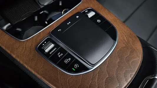 Mercedes-Benz E-Class W213 E250 2023 18
