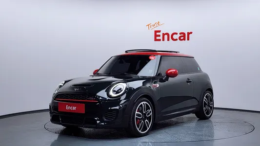 MINI S JCW 2019