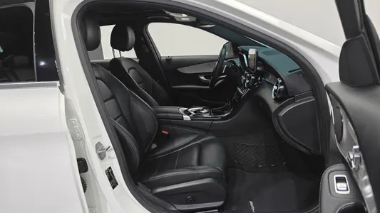 Mercedes-Benz C-Class W205 C350e 2018 11