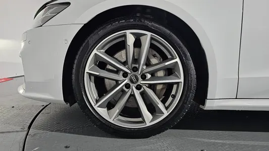 Audi A7 (4K) 55 TFSI 2021 5