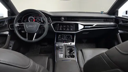 Audi A7 (4K) 55 TFSI 2021 7