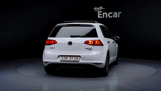 Volkswagen 7 2.0 TDI 2015 4