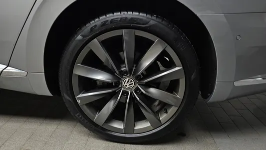 Volkswagen 아테온 2.0 TDI 4 2020 5