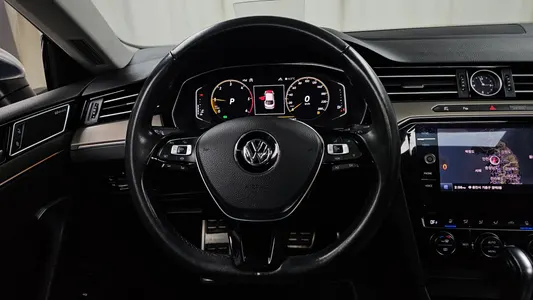Volkswagen 아테온 2.0 TDI 4 2020 13