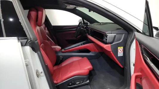 Porsche EV 4S 2025 11