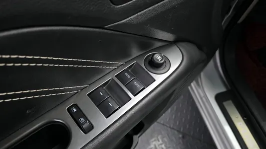 Ford 퓨전 2.5 2011 18