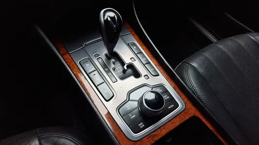 Hyundai () VS380 2012 9