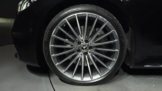 Mercedes-Benz S-Class W223 S500L 4MATIC 2024 5