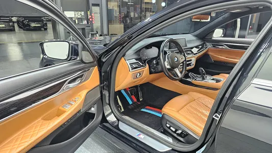 BMW 7 Series (G11) 740Li xDrive M 2021 11