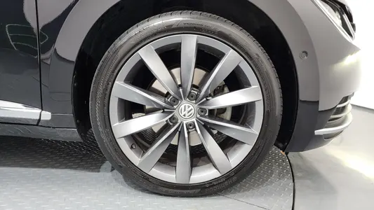 Volkswagen 아테온 2.0 TDI 4 2020 5