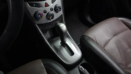 Chevrolet 트랙스 1.4 LT 2014 9