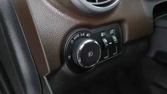 Chevrolet 트랙스 1.4 LT 2014 18
