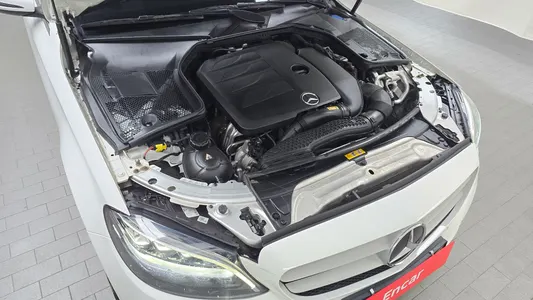 Mercedes-Benz C-Class W205 C200 2020 6