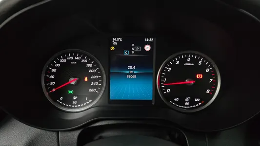 Mercedes-Benz C-Class W205 C200 2020 8
