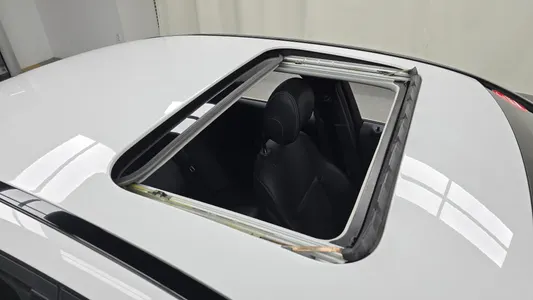 Mercedes-Benz C-Class W205 C200 2020 19
