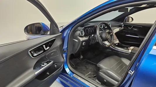 Mercedes-Benz C-Class W206 C300 4MATIC AMG Line 2023 11