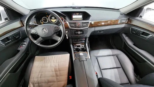 Mercedes-Benz E-Class W212 E200 CGI 2012 7