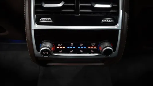 BMW 7 Series (G11) 730d xDrive 2019 18