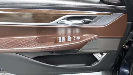 BMW 7 Series (G11) 730d xDrive 2019 24