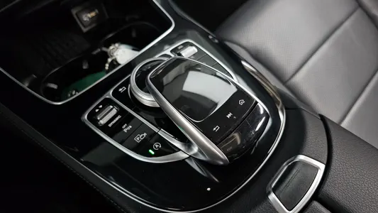Mercedes-Benz E-Class W213 E300 4MATIC 2019 9