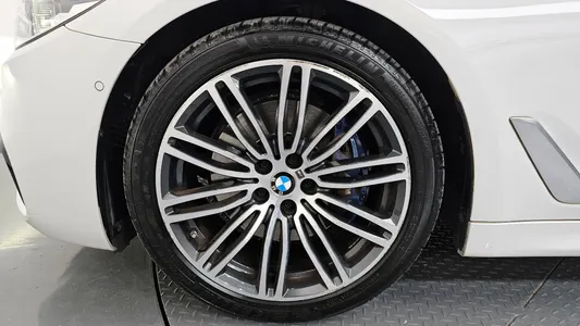 BMW 5 Series (G30) 530i M 2020 5