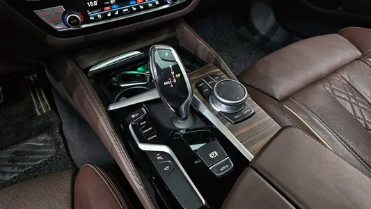 BMW 5 Series (G30) 530i M 2020 9
