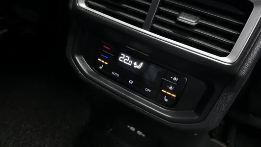 Volkswagen 아틀라스 2.0 TSI R-LINE 6 2025 18