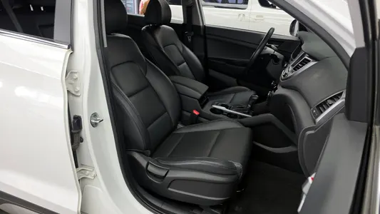 Hyundai Tucson 1.7 2WD 2016 26