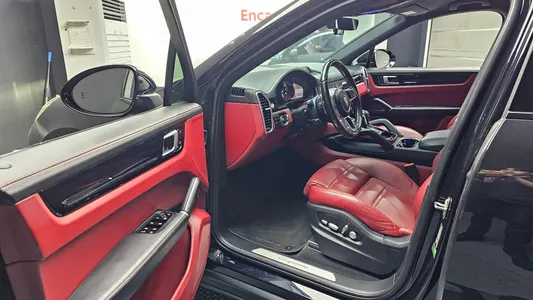 Porsche (PO536) 3.0 E- 2021 10