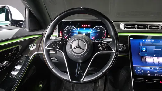 Mercedes-Benz S-Class W223 S580L 4MATIC 2022 13
