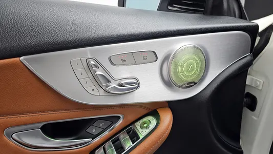 Mercedes-Benz C-Class W205 C200 2017 27