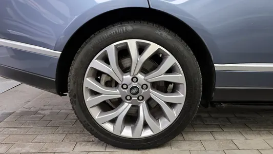Land Rover 4 4.4 SDV8 AB 2018 5
