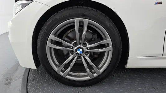 BMW 3 Series (F30) 320i M 2018 5