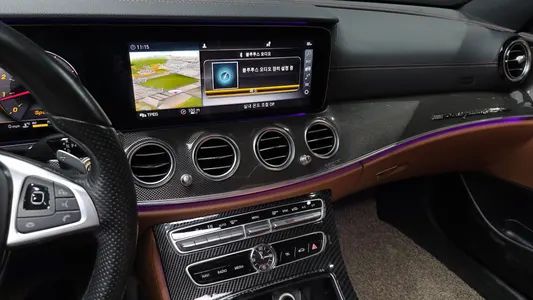 Mercedes-Benz E-Class W213 E300 4MATIC AMG Line 2018 14