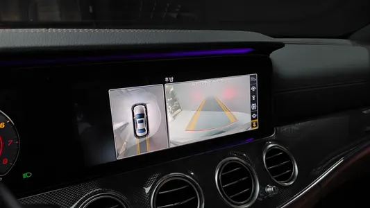 Mercedes-Benz E-Class W213 E300 4MATIC AMG Line 2018 15