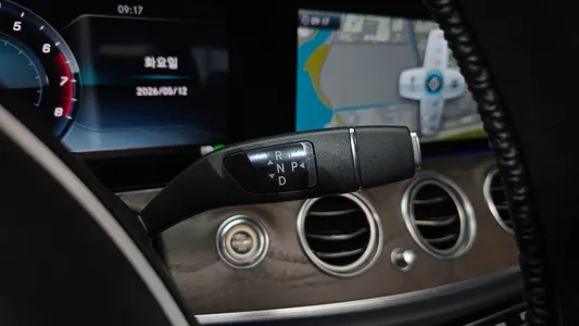 Mercedes-Benz E-Class W213 E300 2018 9