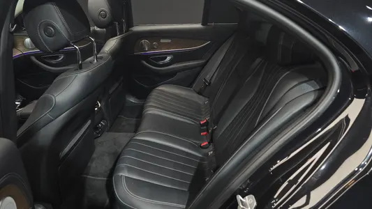 Mercedes-Benz E-Class W213 E300 2018 11