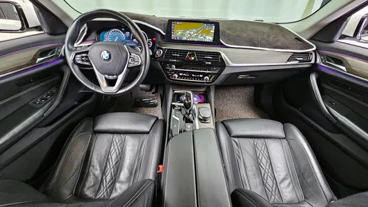 BMW 5 Series (G30) 520d xDrive 2018 7