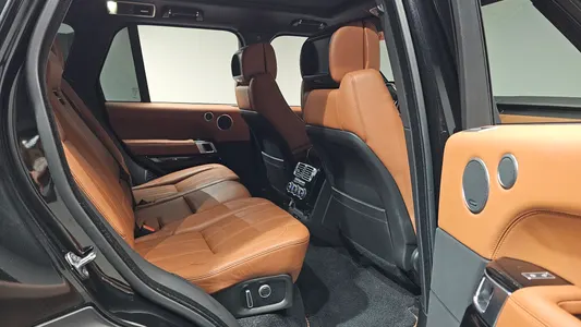 Land Rover 4 4.4 SDV8 AB 2016 11