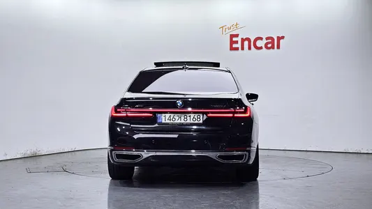 BMW 7 Series (G11) 740Li xDrive 2021 4