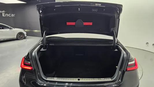 BMW 7 Series (G11) 740Li xDrive 2021 20