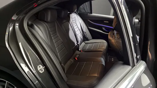 Mercedes-Benz E-Class W213 E220d 4MATIC AMG Line 2020 12