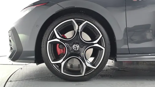 Volkswagen 8 2.0 GTI 2025 4