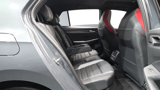Volkswagen 8 2.0 GTI 2025 10