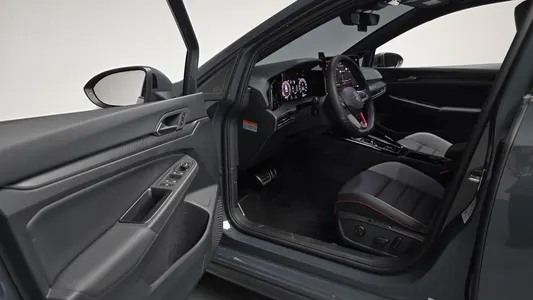 Volkswagen 8 2.0 GTI 2025 9